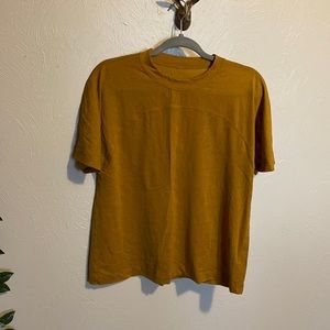 Lululemon relaxed fit training tee